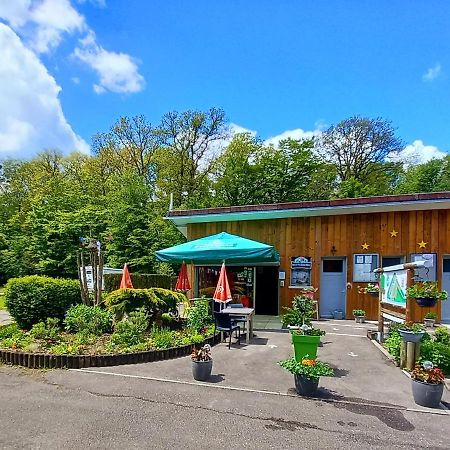 Camping De Contrexeville Bagian luar foto