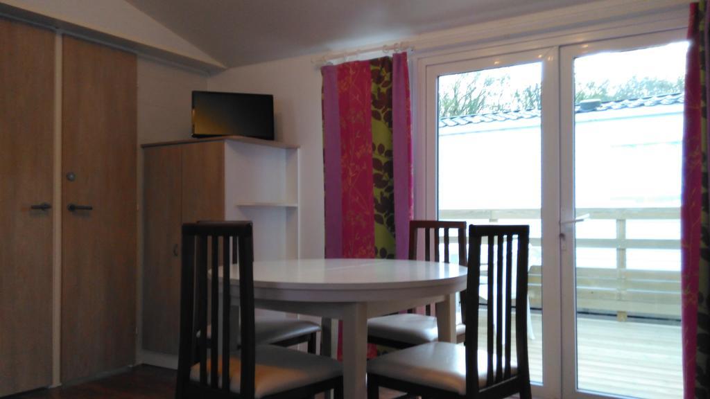 Camping De Contrexeville Bagian luar foto